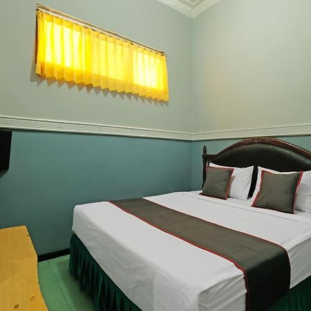 Collection O 91914 Hotel Citra Dewi 2 Int'S Semarang Buitenkant foto